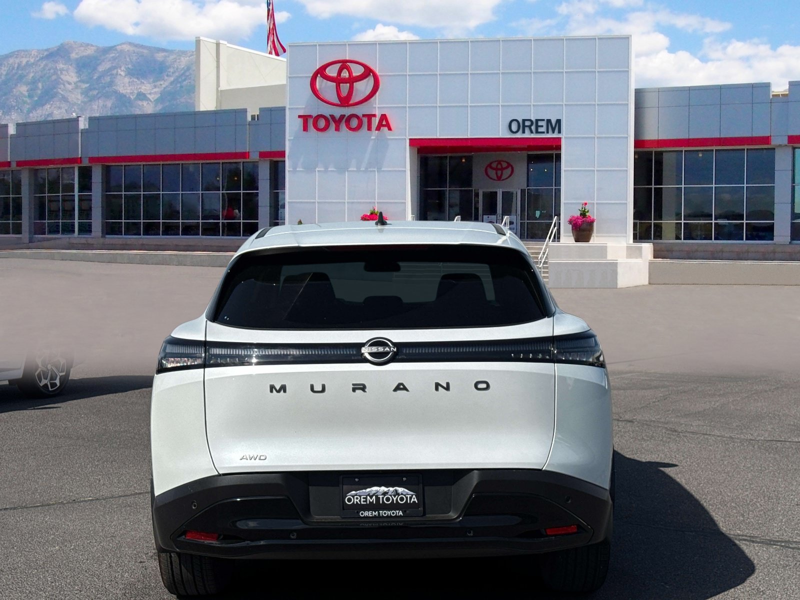 Used 2025 Nissan Murano SV AWD/4WD image 4