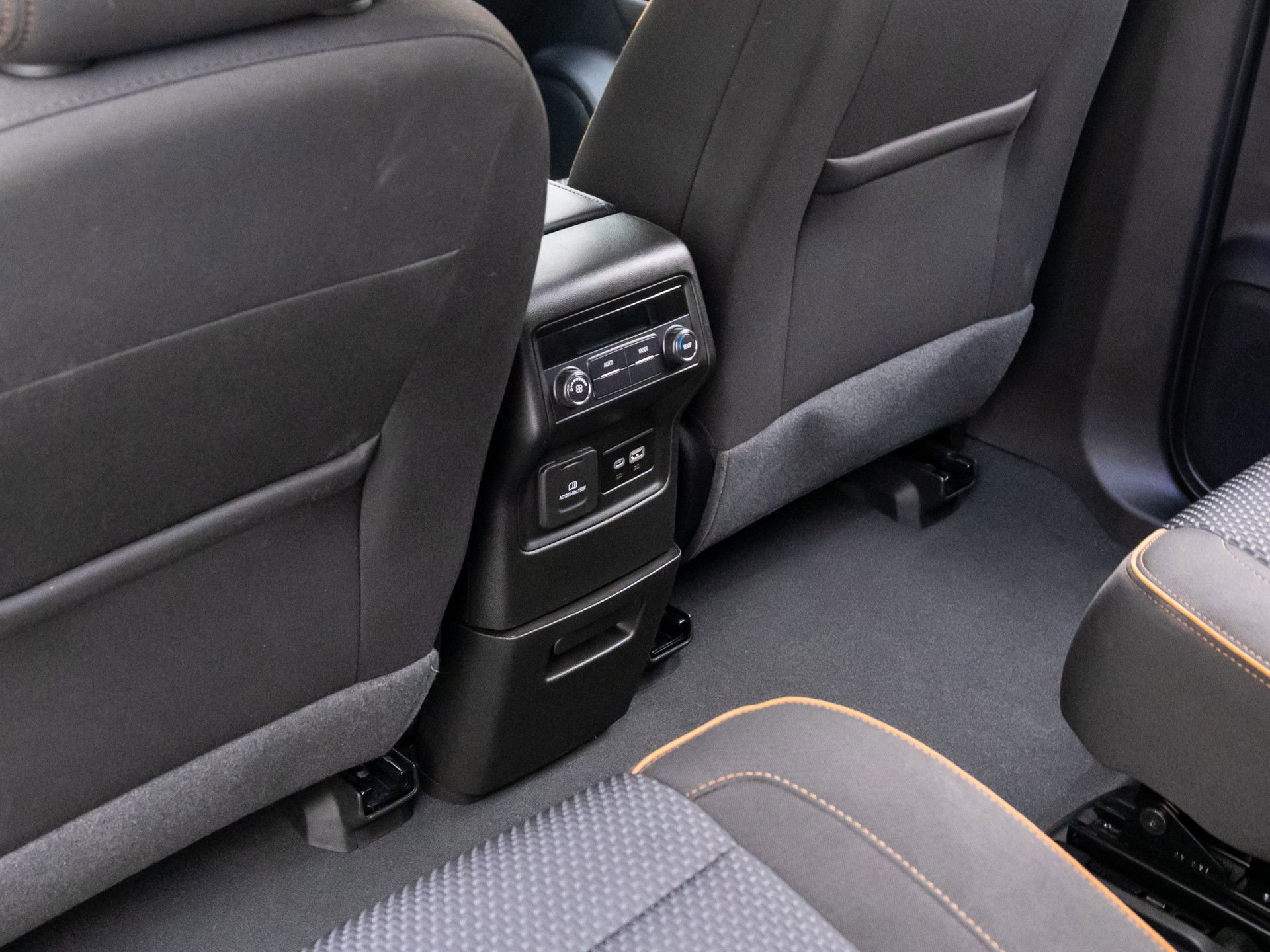 Used 2023 GMC Acadia AT4 w/ LPO, Floor Liner Package image 18