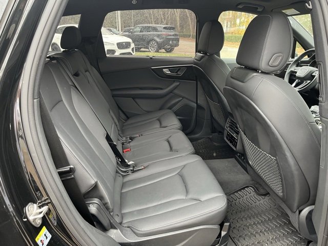 Used 2025 Audi Q7 3.0T Premium Plus image 13