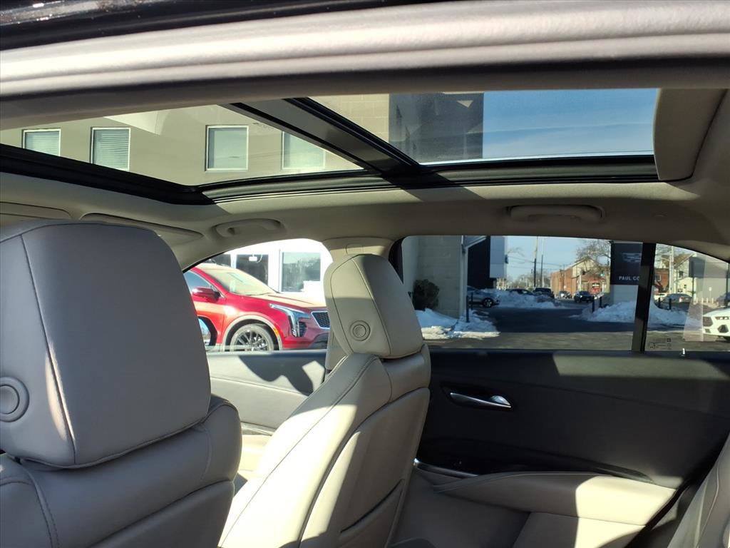 Certified 2023 Cadillac XT4 Premium Luxury image 17