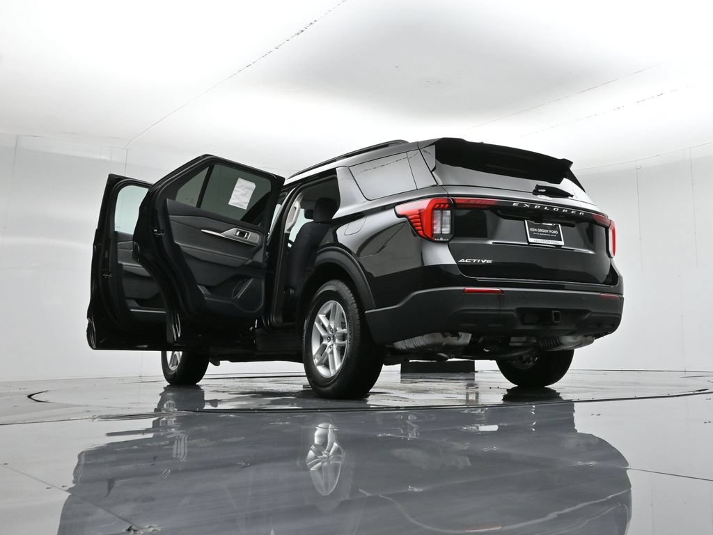 New 2026 Ford Explorer Active RWD image 46