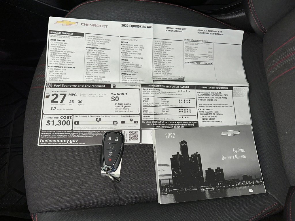 Certified 2022 Chevrolet Equinox RS w/ LPO, Floor Liner Package image 16