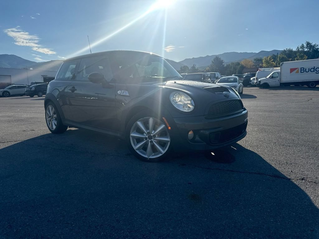 Used 2011 MINI Cooper S FWD image 2