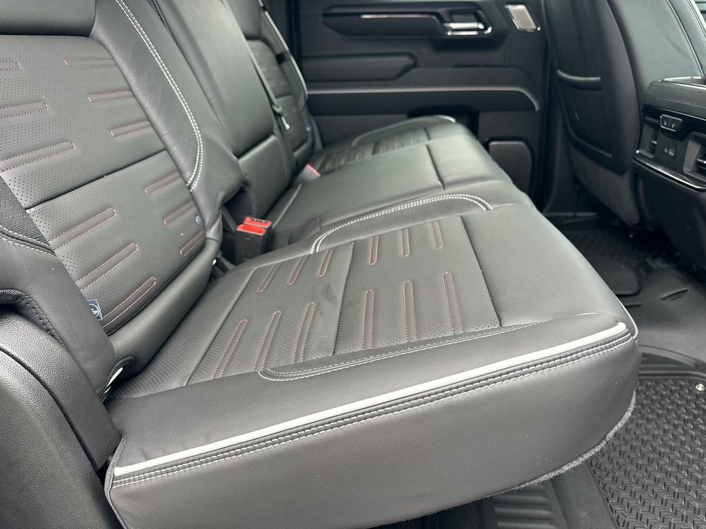 Used 2025 GMC Sierra 1500 AT4X image 16