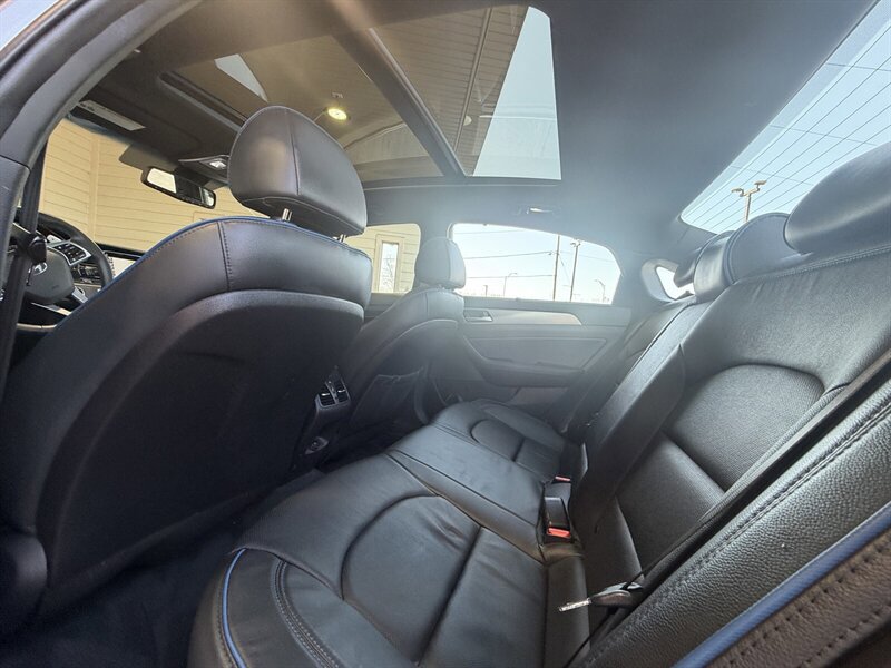 Used 2019 Hyundai Sonata Limited image 12