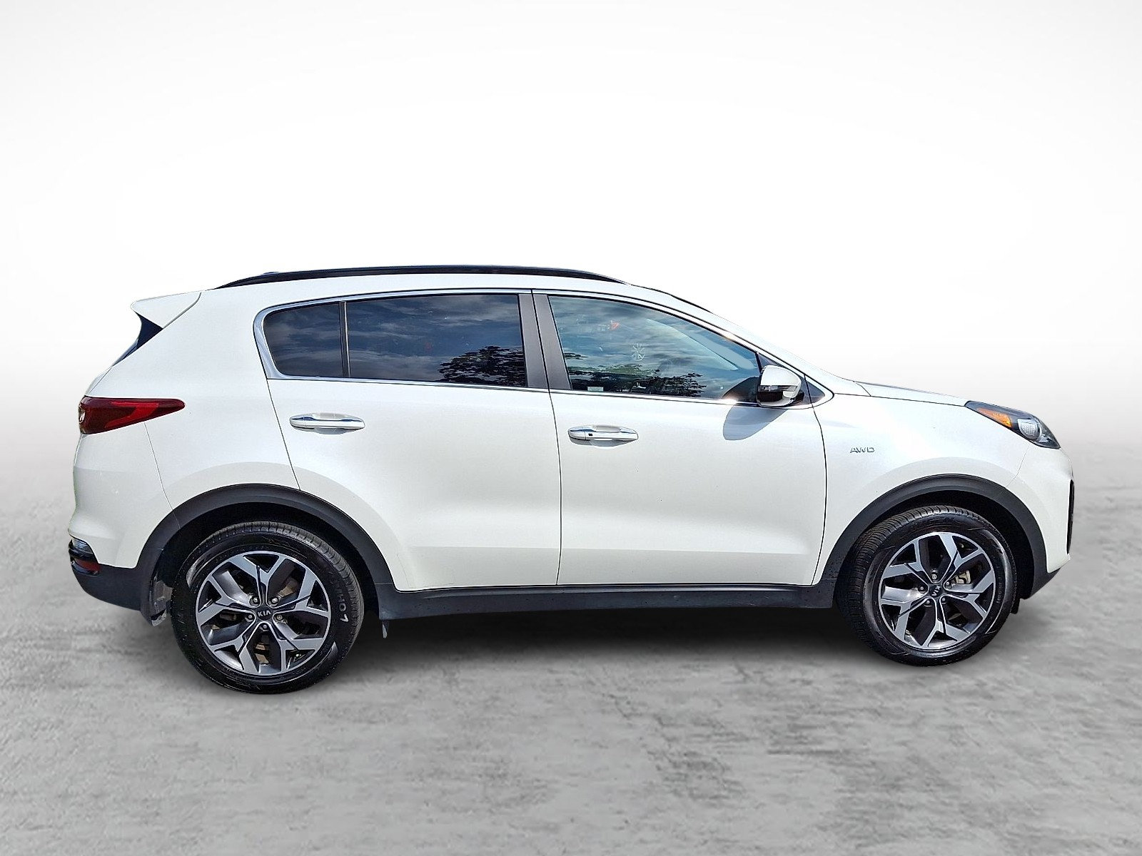Used 2021 Kia Sportage EX w/ EX Technology Package AWD/4WD image 7