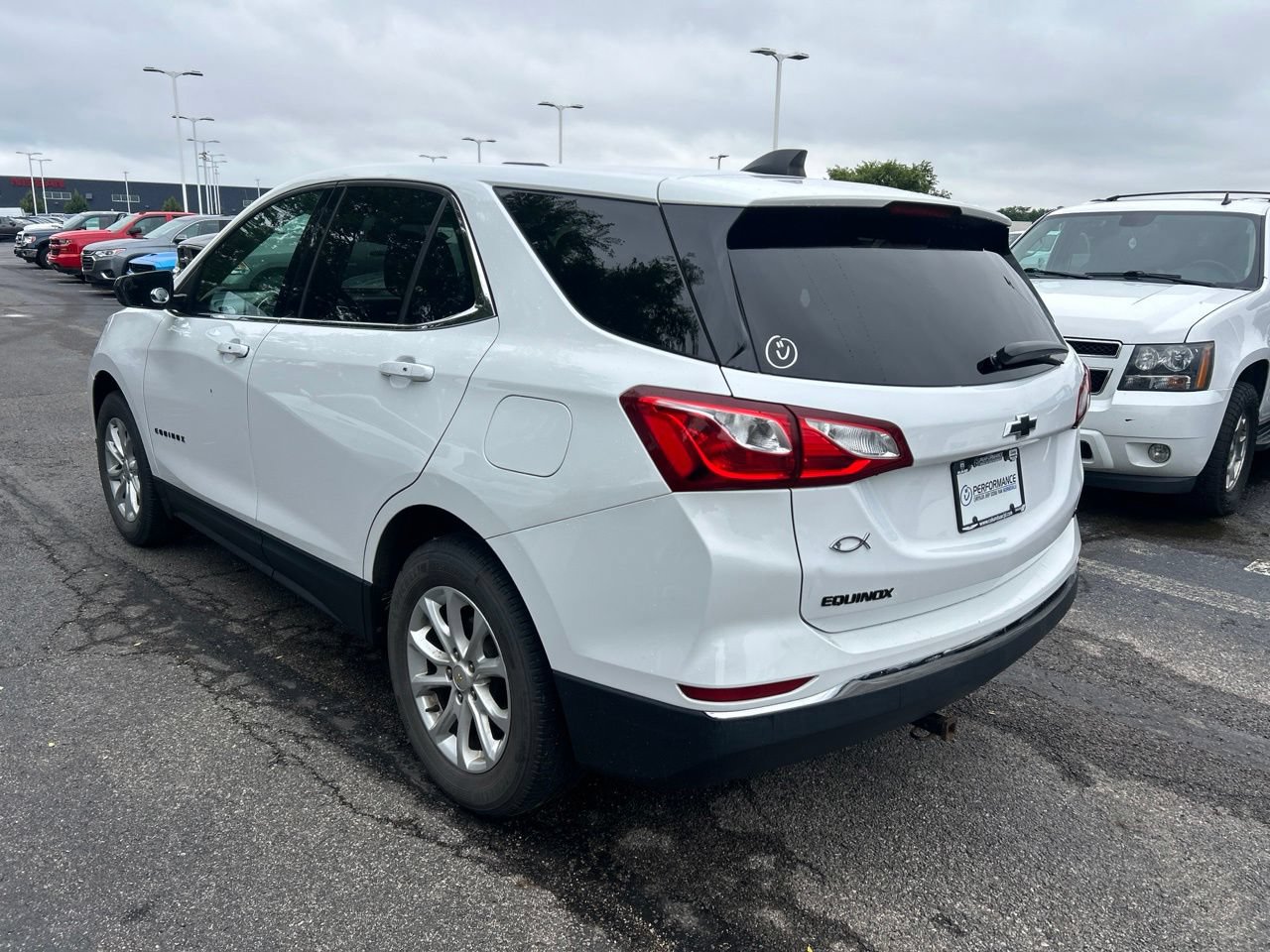 Used 2019 Chevrolet Equinox LT w/ LPO, Blackout Package FWD image 5