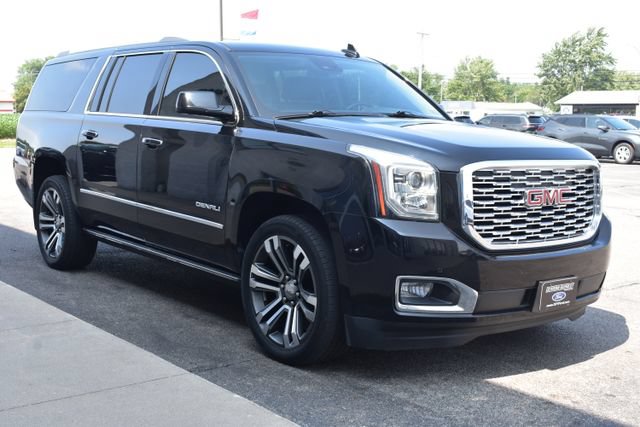 Used 2020 GMC Yukon XL Denali w/ Denali Ultimate Package AWD/4WD image 14