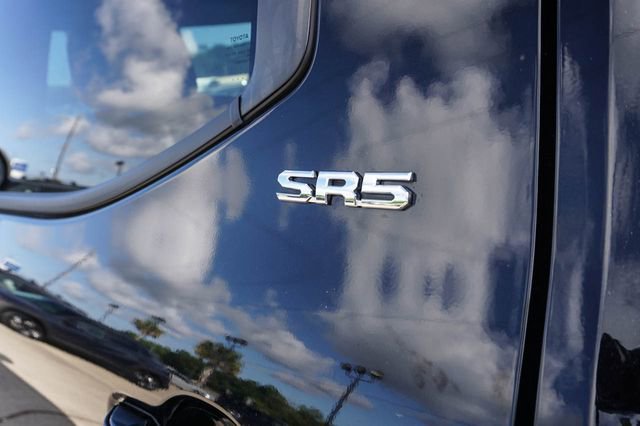 Used 2023 Toyota Tundra SR5 w/ SR5 Premium Package AWD/4WD image 8