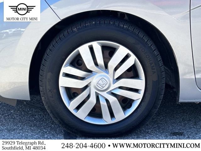 Used 2017 Honda Fit LX image 11