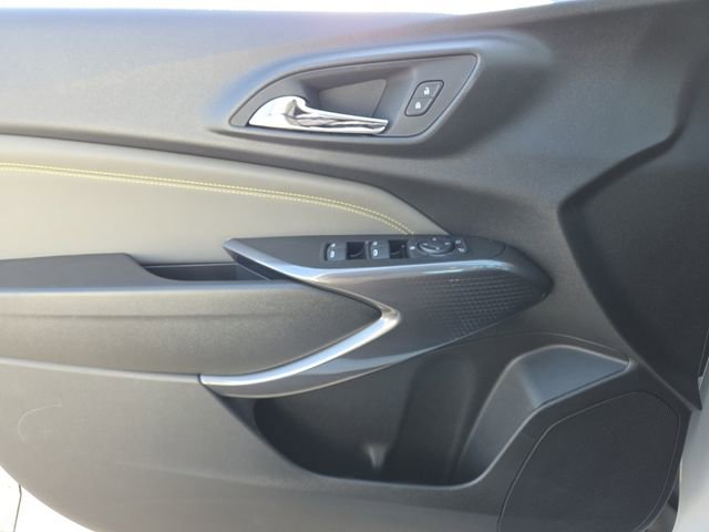 New 2026 Chevrolet Trax ACTIV w/ Sunroof Package image 34