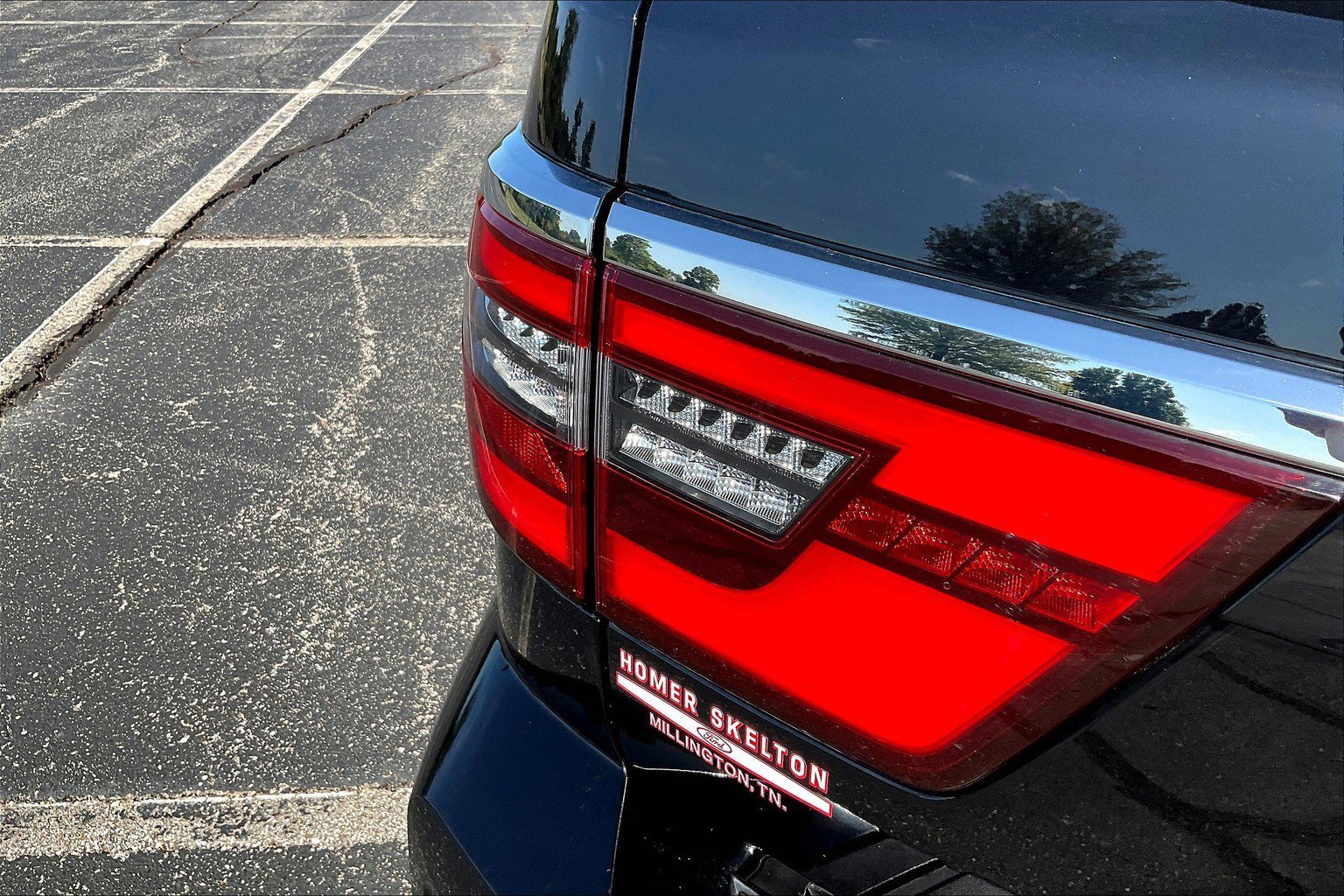 Used 2024 Nissan Armada SL w/ Cargo Package image 25