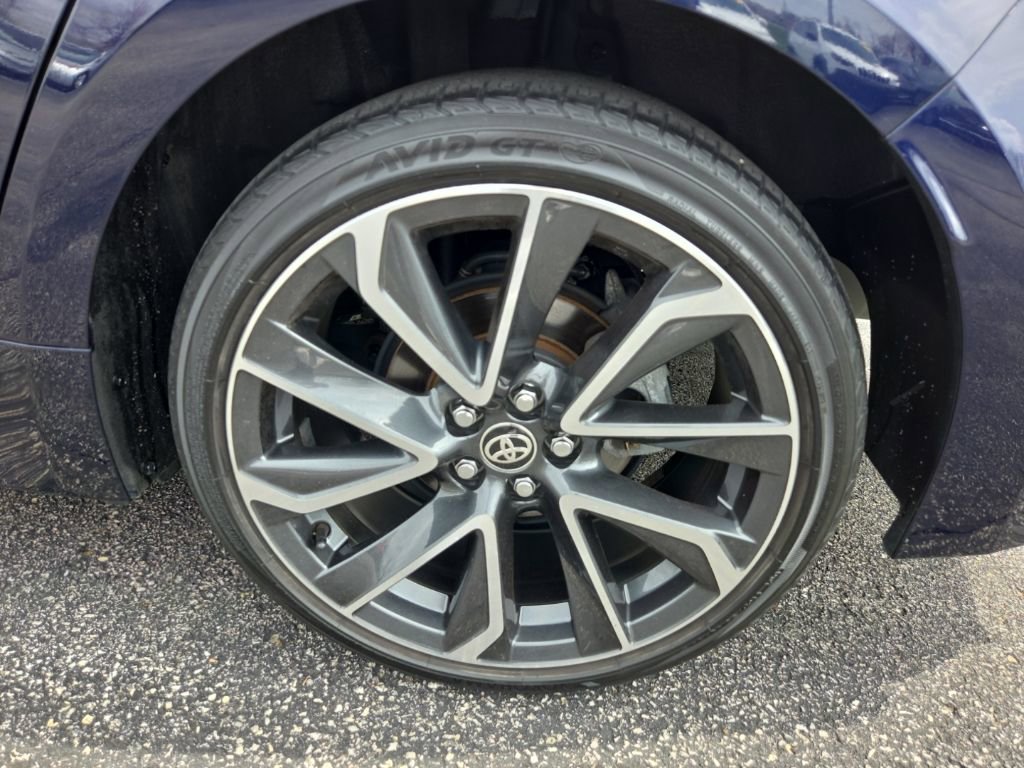 Used 2022 Toyota Corolla SE w/ SE Premium Package image 15
