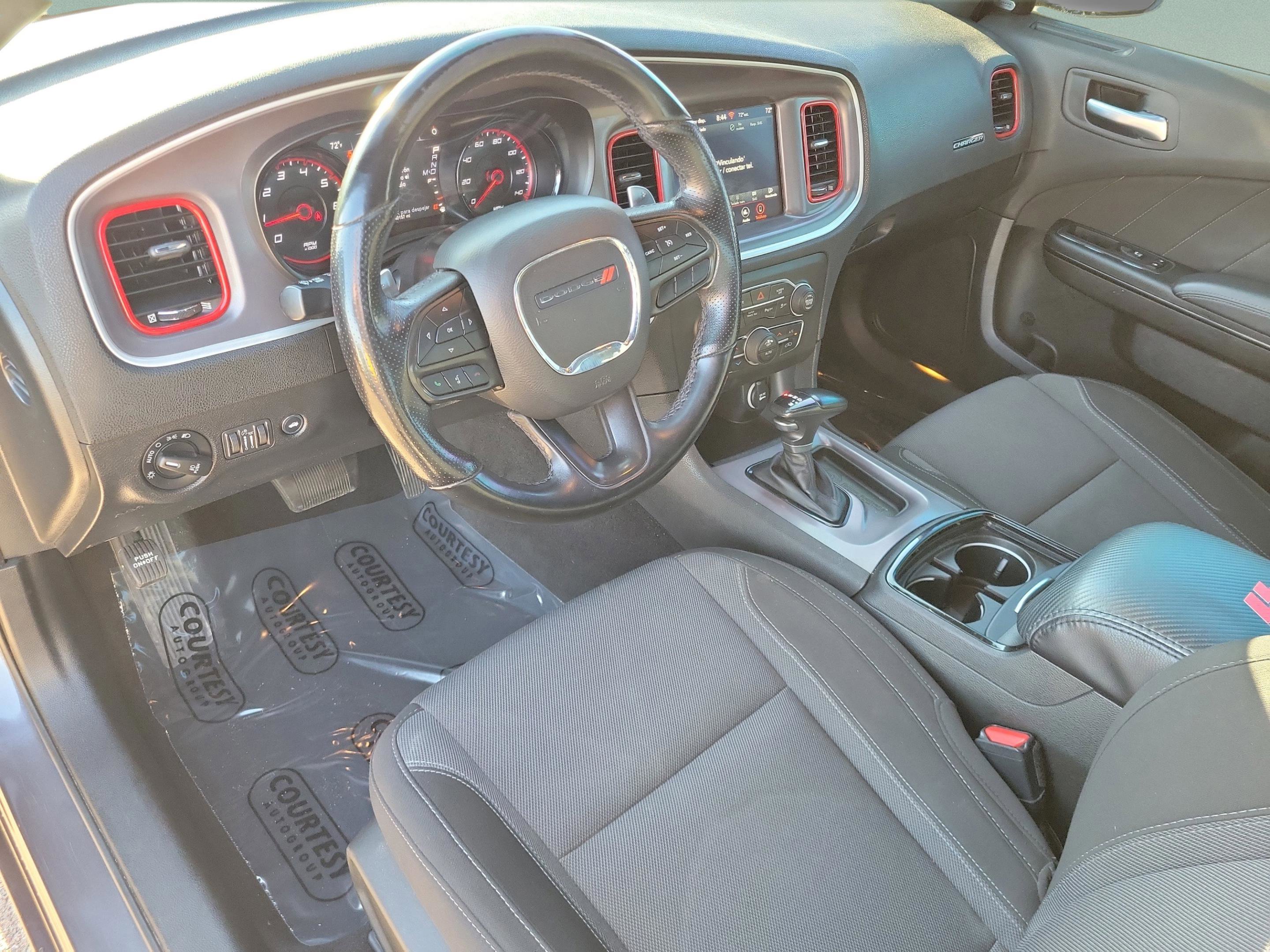 Used 2022 Dodge Charger SXT w/ Blacktop Package image 21