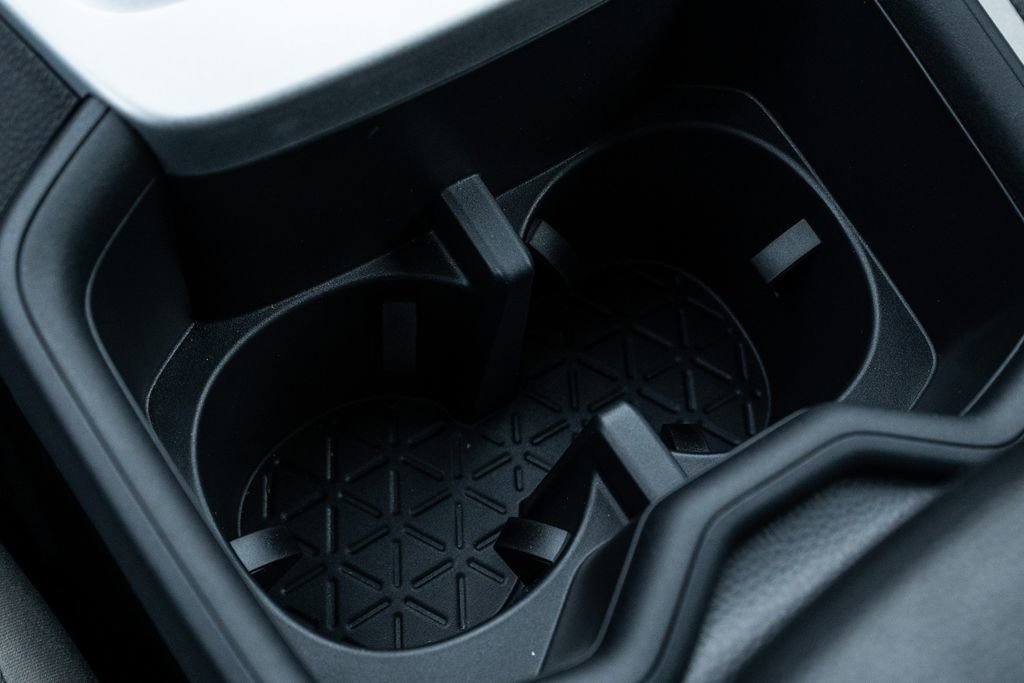 New 2025 Toyota RAV4 XLE w/ Convenience Package image 27