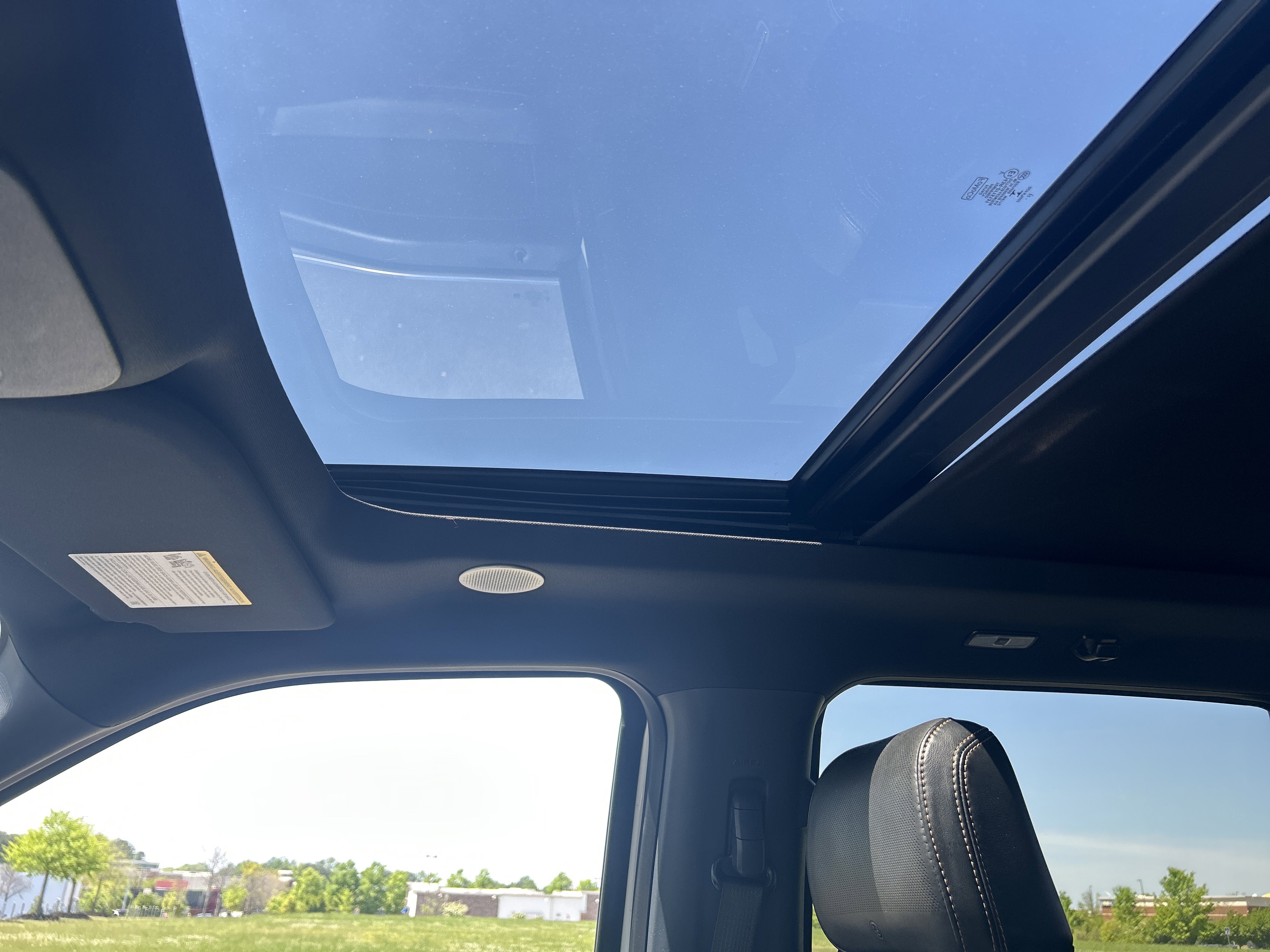 Used 2023 Ford F150 Platinum w/ FX4 Off-Road Package AWD/4WD image 11