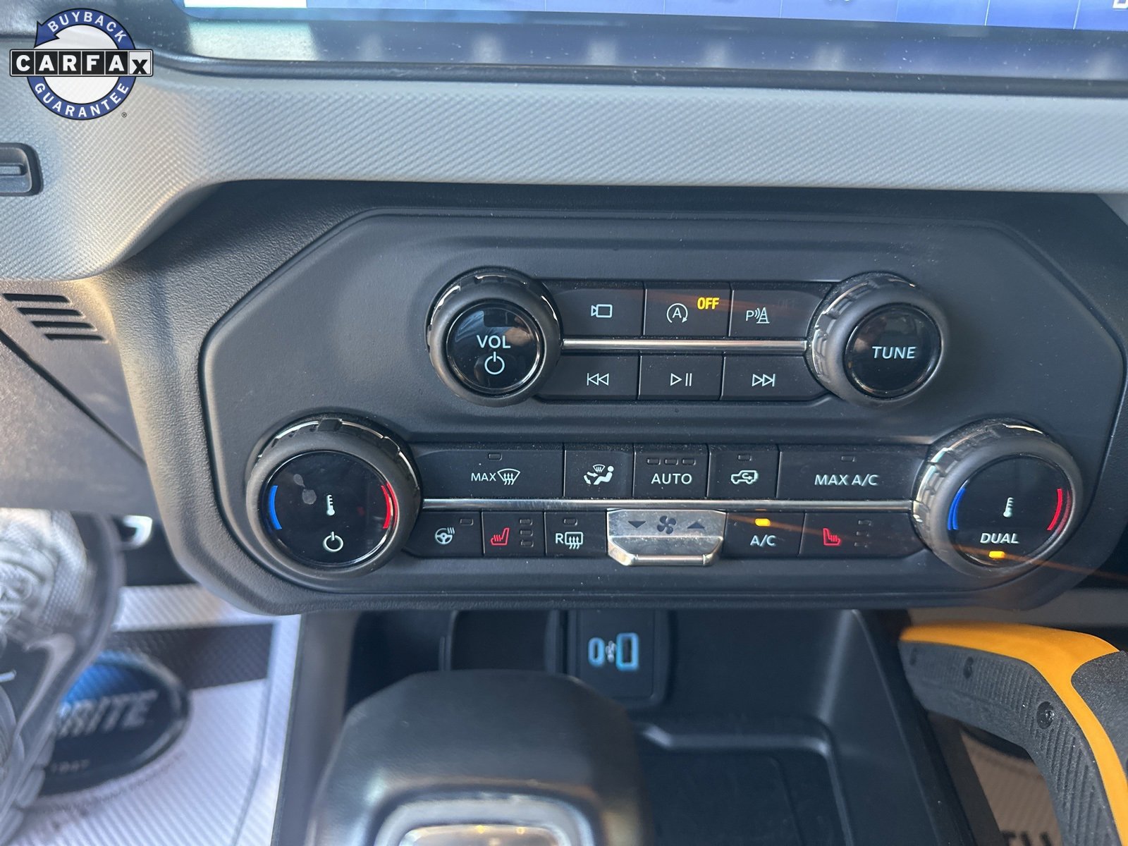 Used 2022 Ford Bronco Badlands image 10