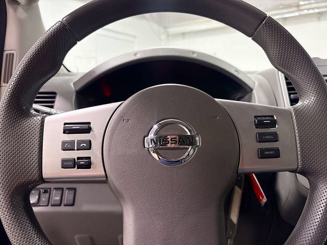 Used 2014 Nissan Frontier SV AWD/4WD image 12