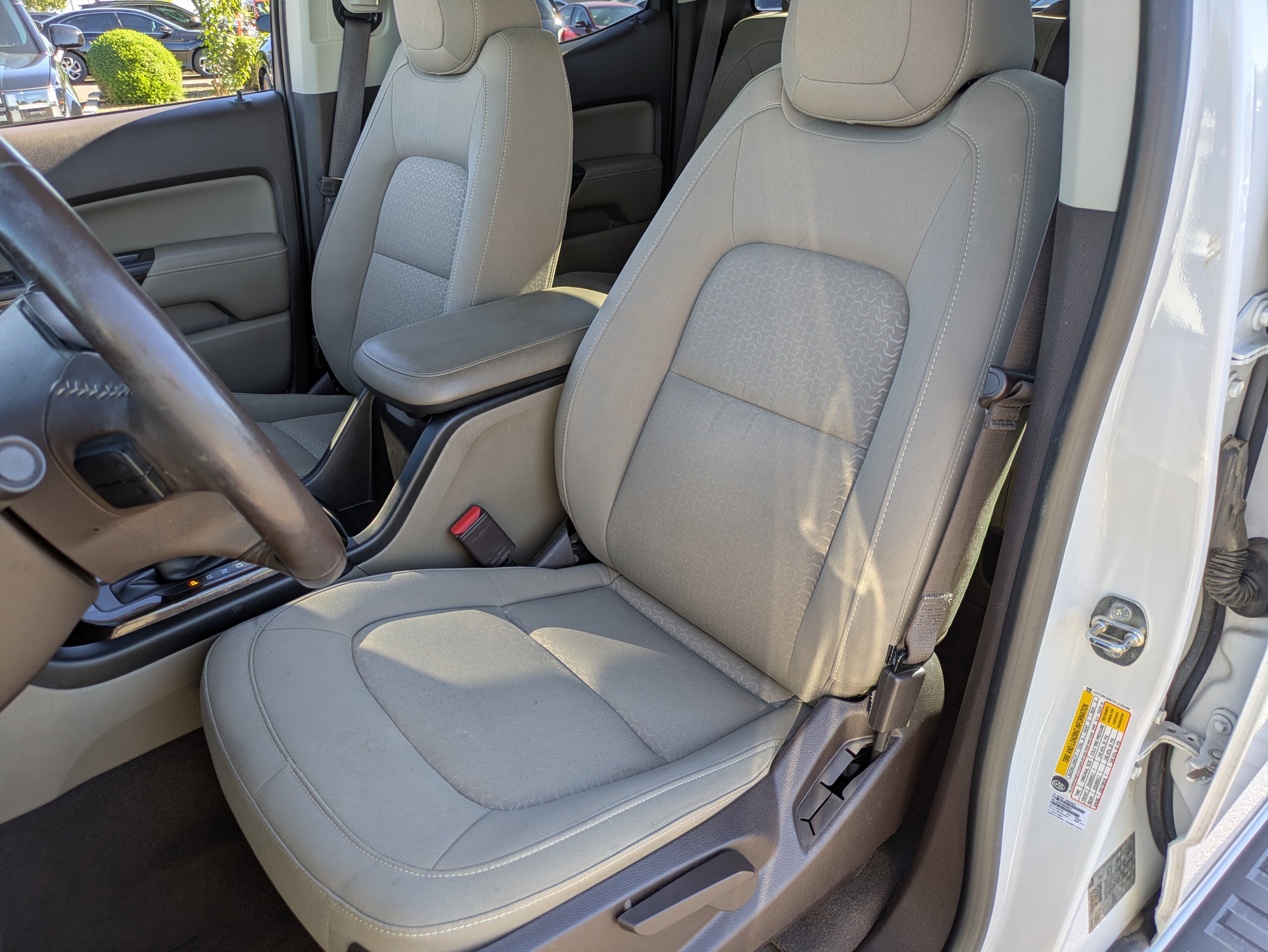 Used 2019 GMC Canyon SLE image 15