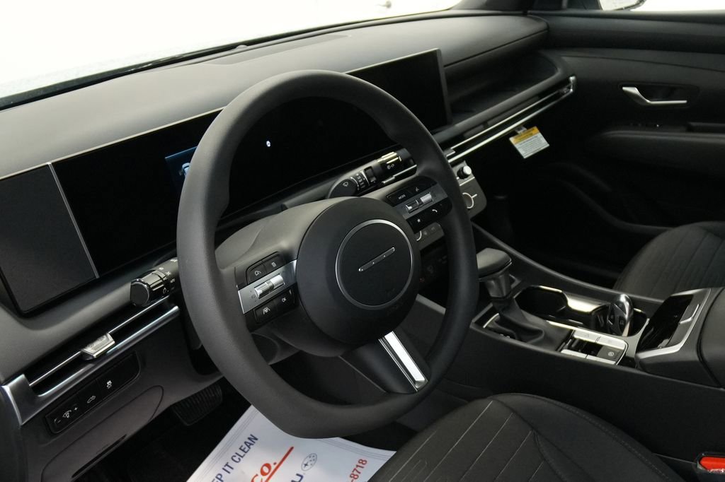 New 2026 Hyundai Santa Cruz SE AWD/4WD image 14