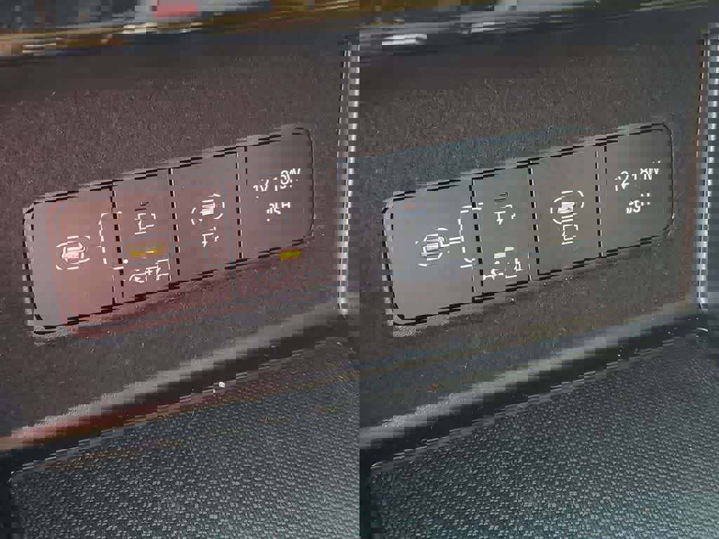 Used 2025 Hyundai Sonata SE image 30