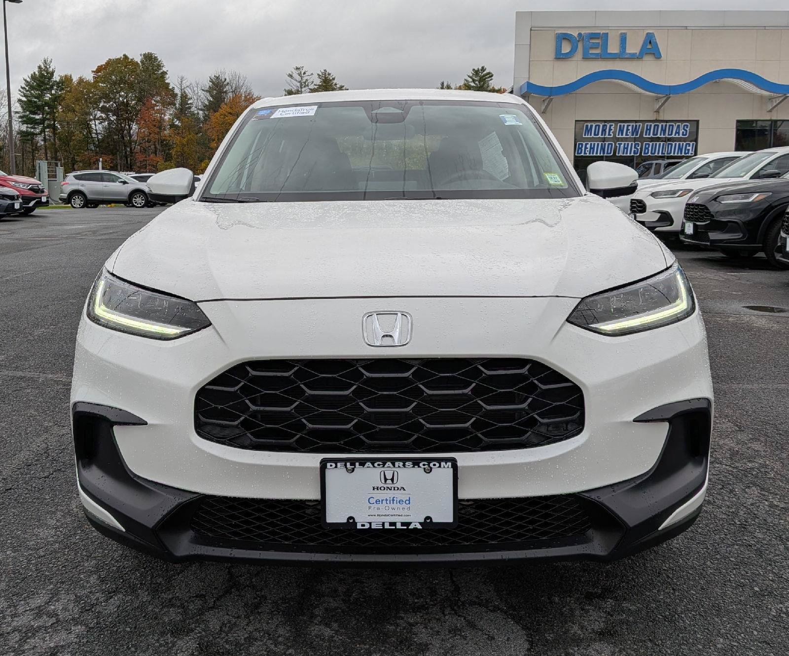 Certified 2024 Honda HR-V LX image 2