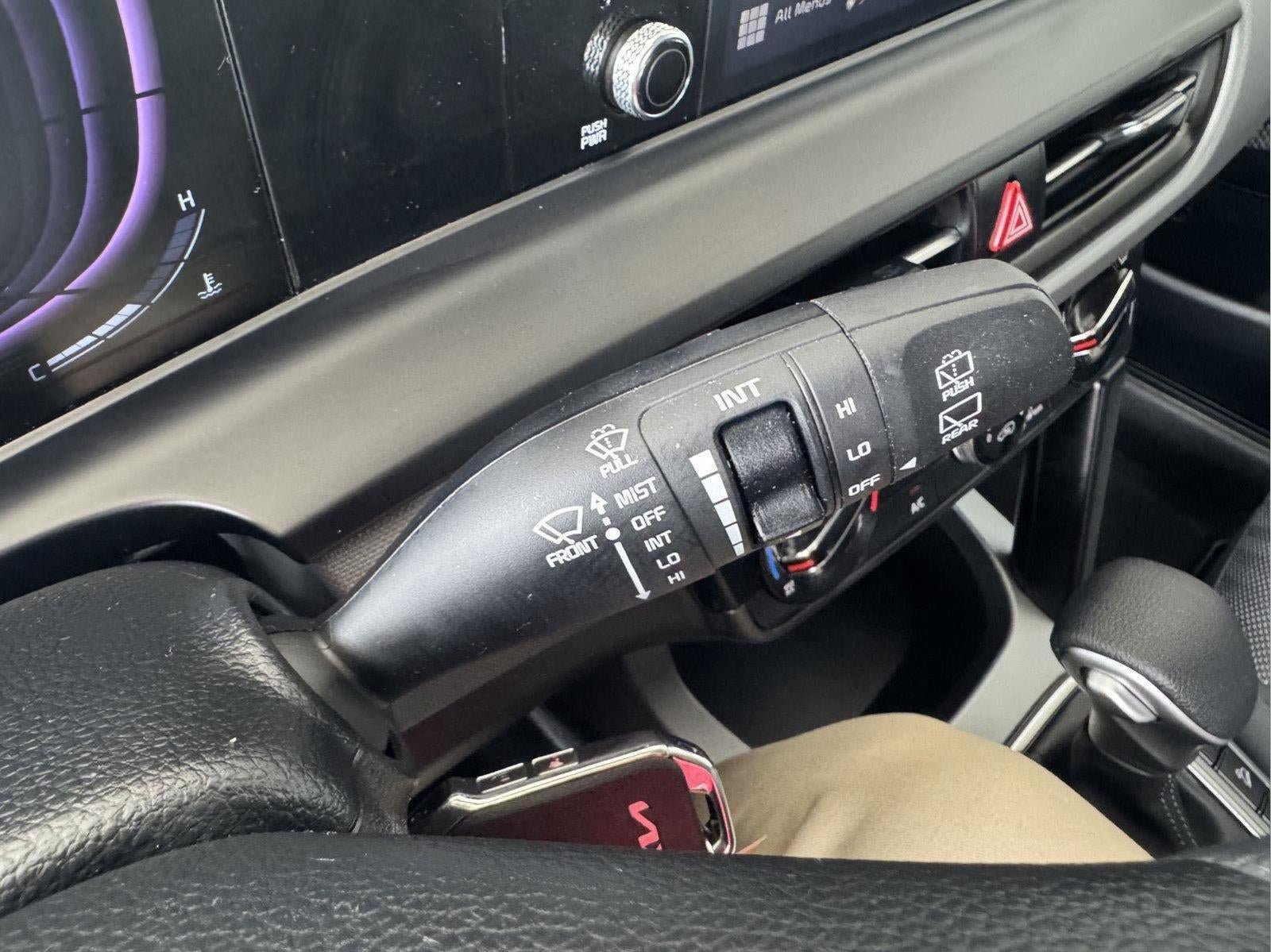 Used 2026 Kia Seltos LX AWD/4WD image 17