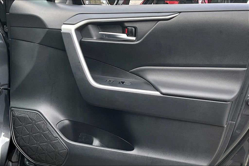 Used 2024 Toyota RAV4 XLE image 26