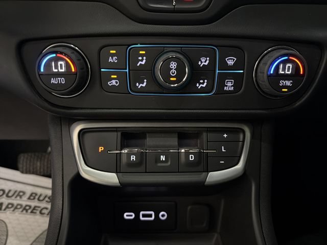 Certified 2022 GMC Terrain SLE w/ Driver Convenience Package AWD/4WD image 19