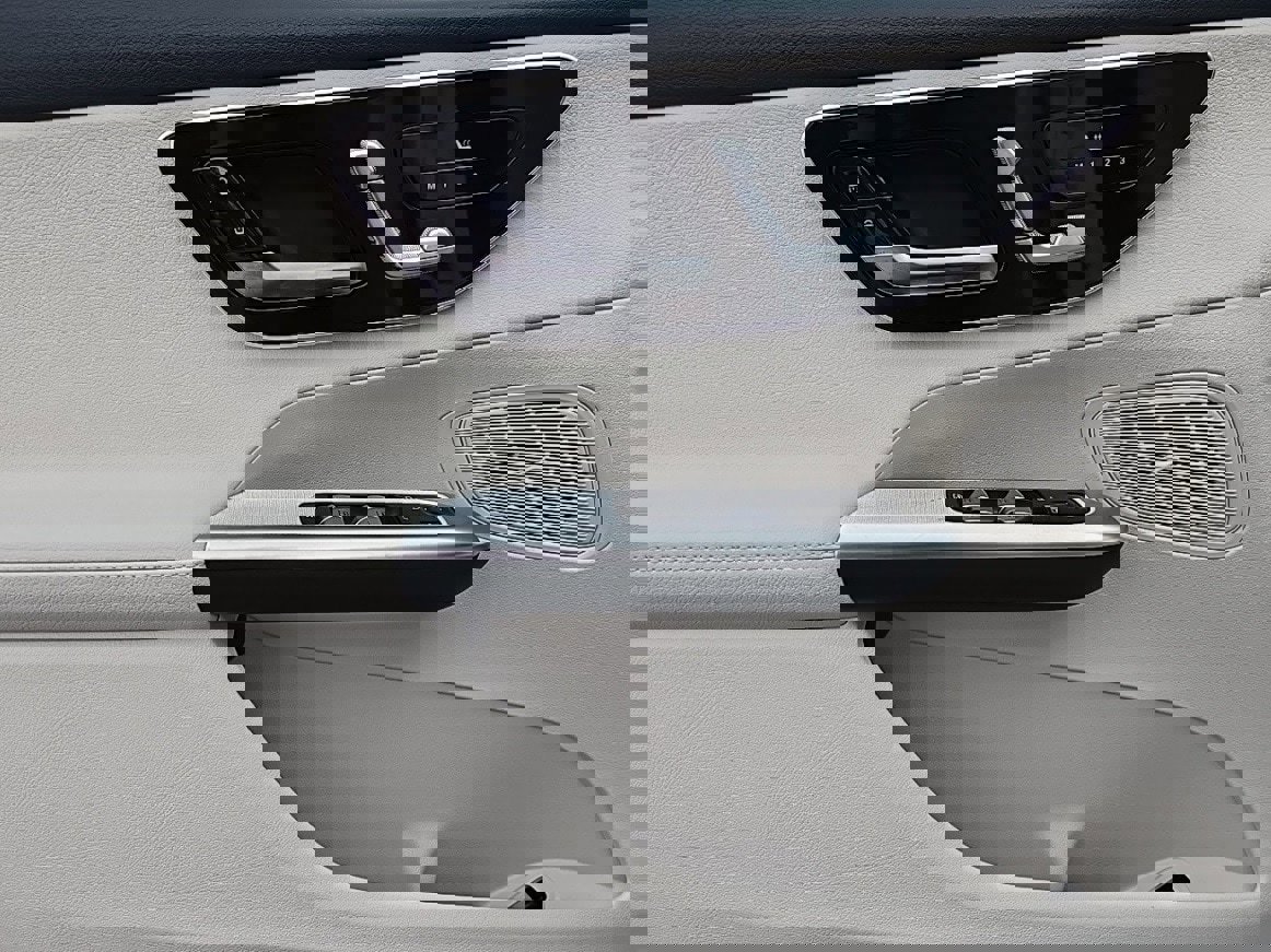 New 2026 Mercedes-Benz GLC 300 4MATIC image 12