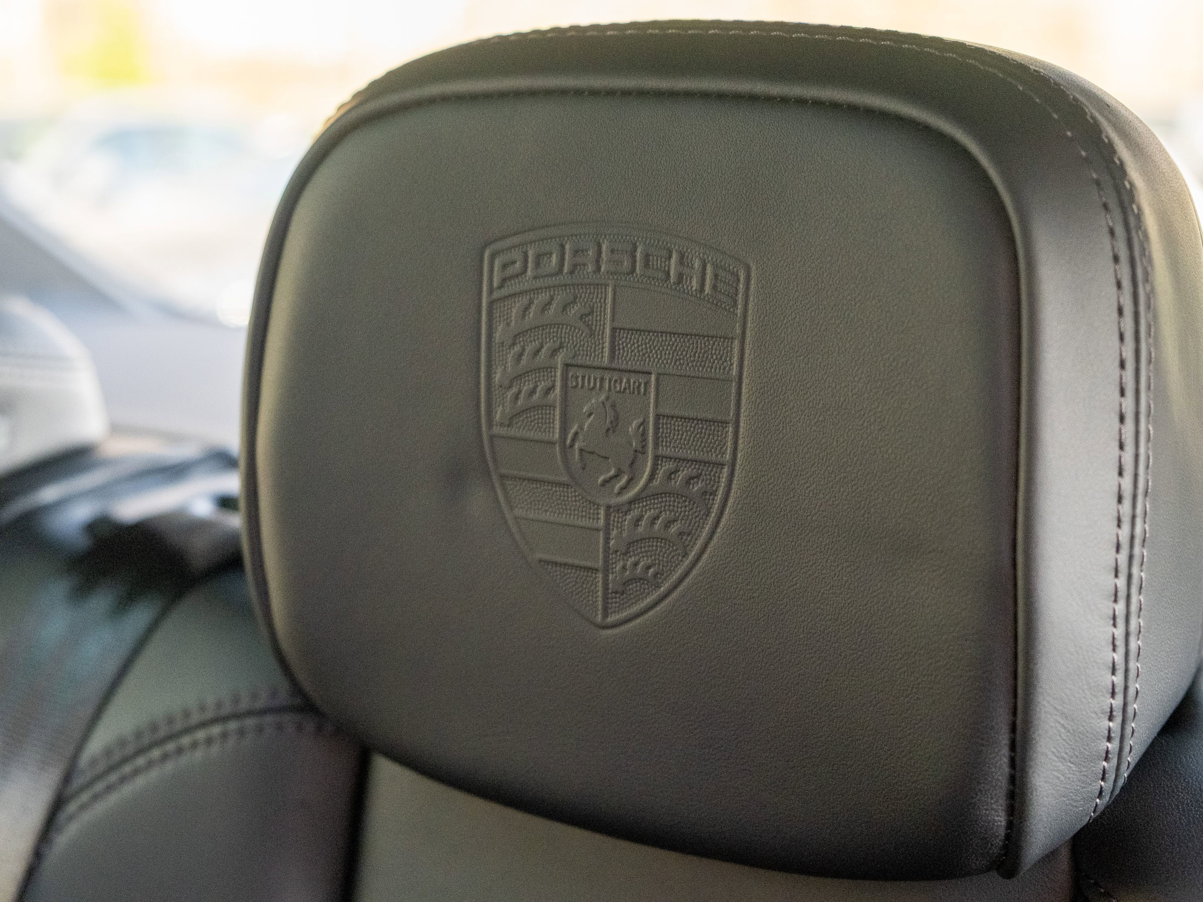 Certified 2026 Porsche Macan AWD/4WD image 38