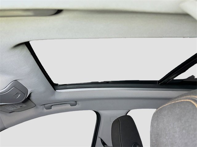 Used 2018 GMC Terrain SLE w/ Driver Convenience Package image 22