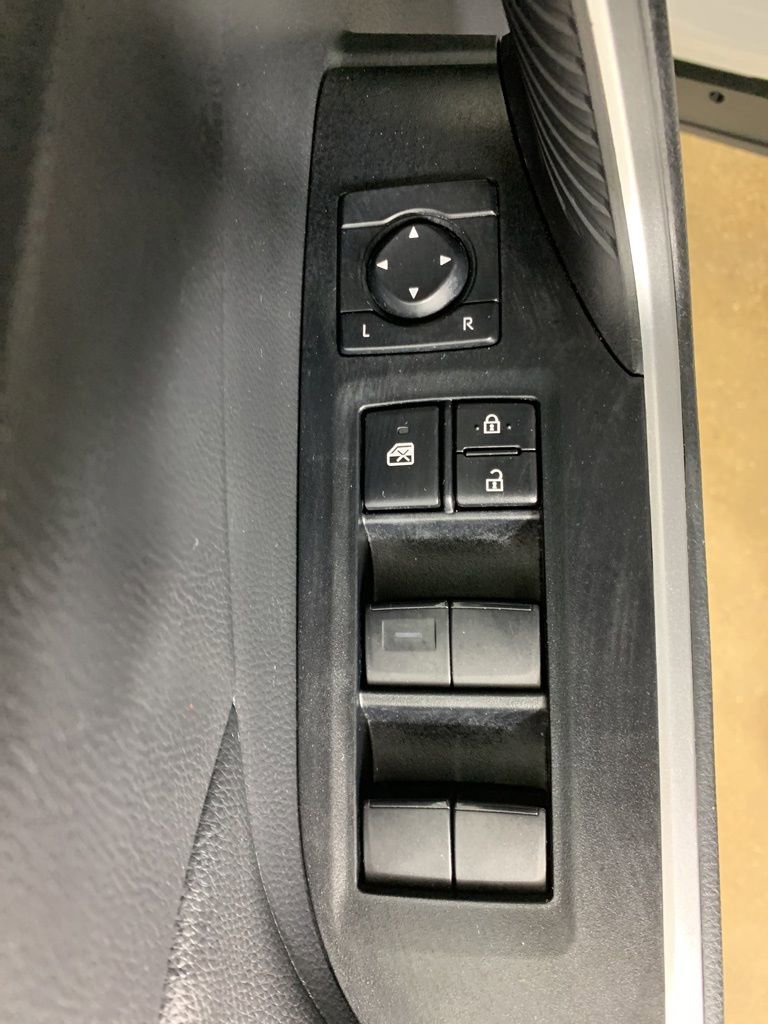 Used 2024 Toyota RAV4 LE image 17