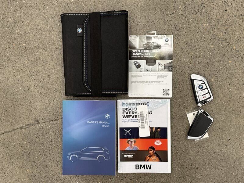 Used 2022 BMW X7 M50i image 44