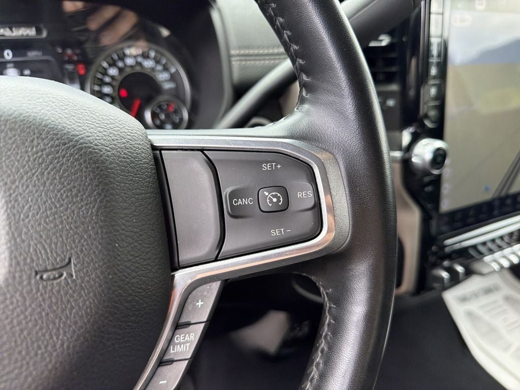 Used 2024 RAM 2500 Laramie AWD/4WD image 19