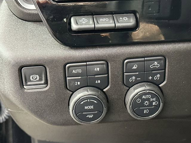 Used 2025 Chevrolet Silverado 1500 High Country w/ Midnight Edition image 24