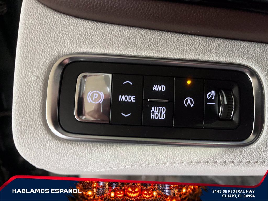 New 2026 Buick Enclave Avenir w/ Super Cruise Package AWD/4WD image 16