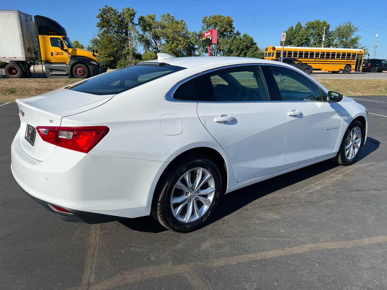 Used 2025 Chevrolet Malibu LT image 26