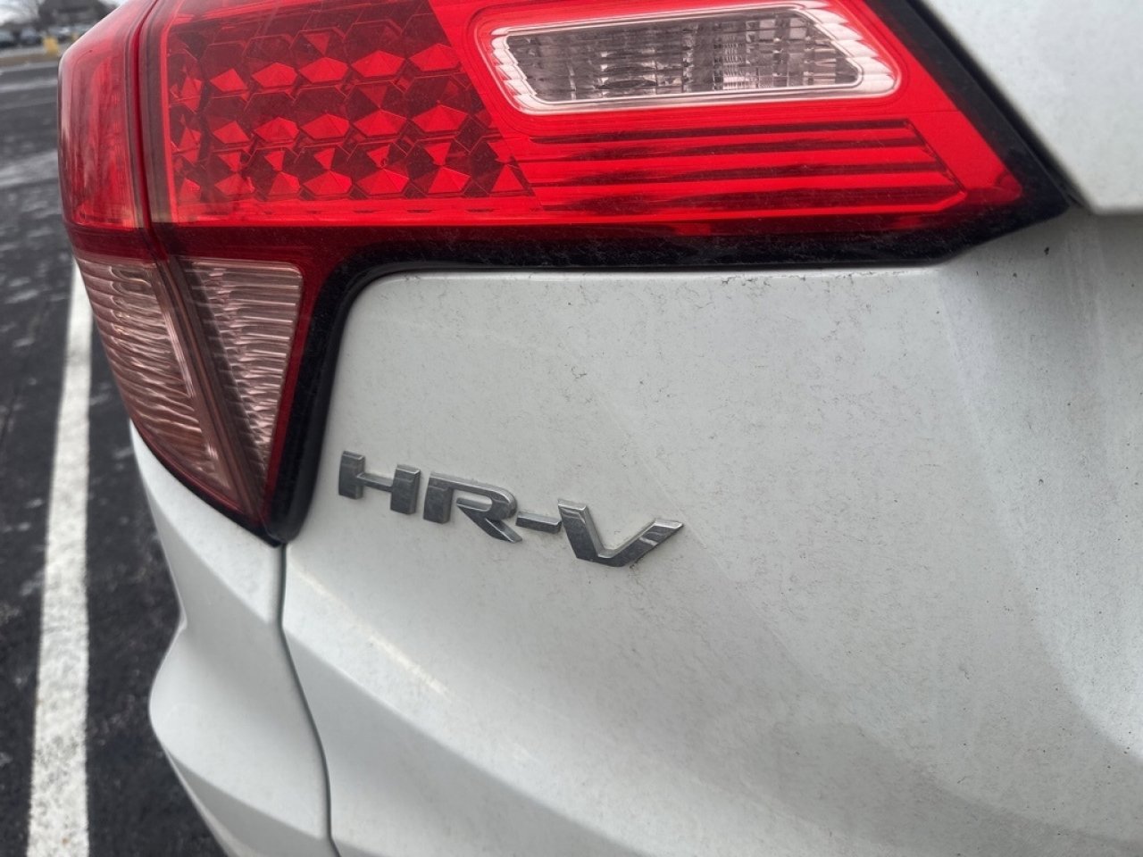 Used 2016 Honda HR-V LX image 6