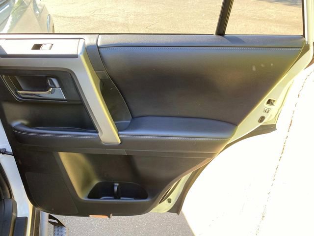 Used 2019 Toyota 4Runner SR5 Premium AWD/4WD image 33