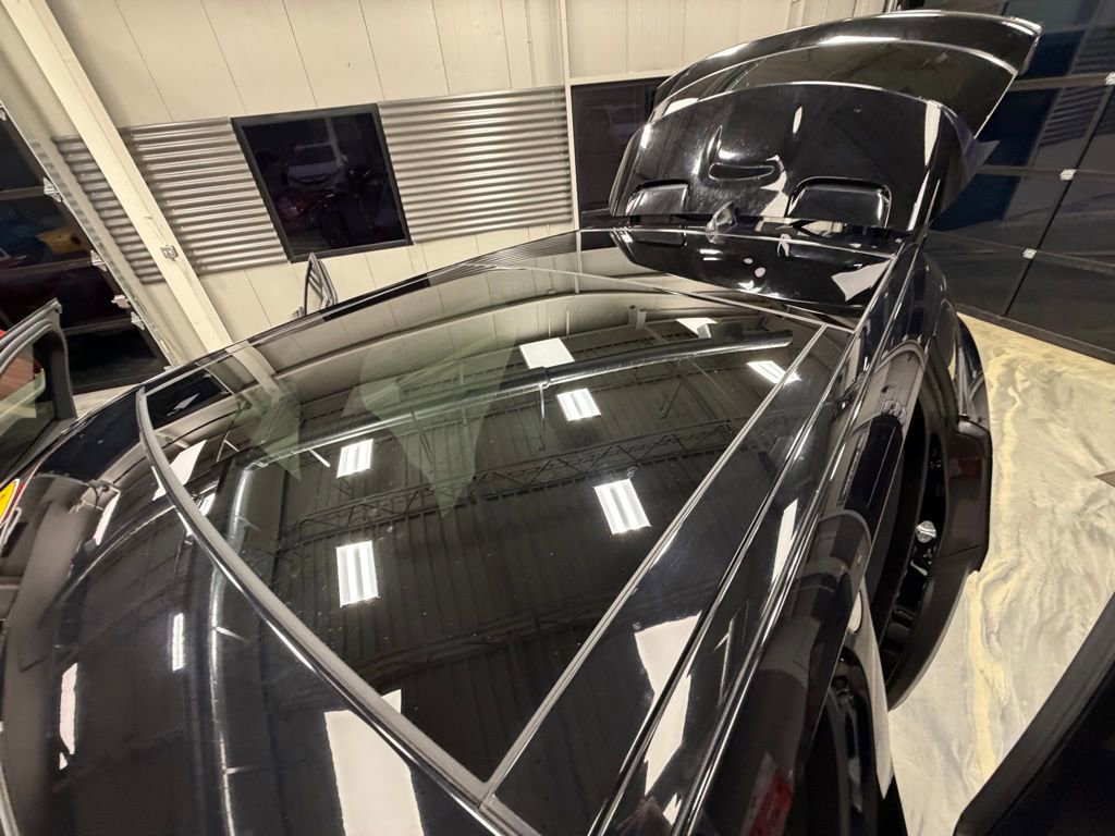 Used 2019 Land Rover Range Rover Velar R-Dynamic SE image 10