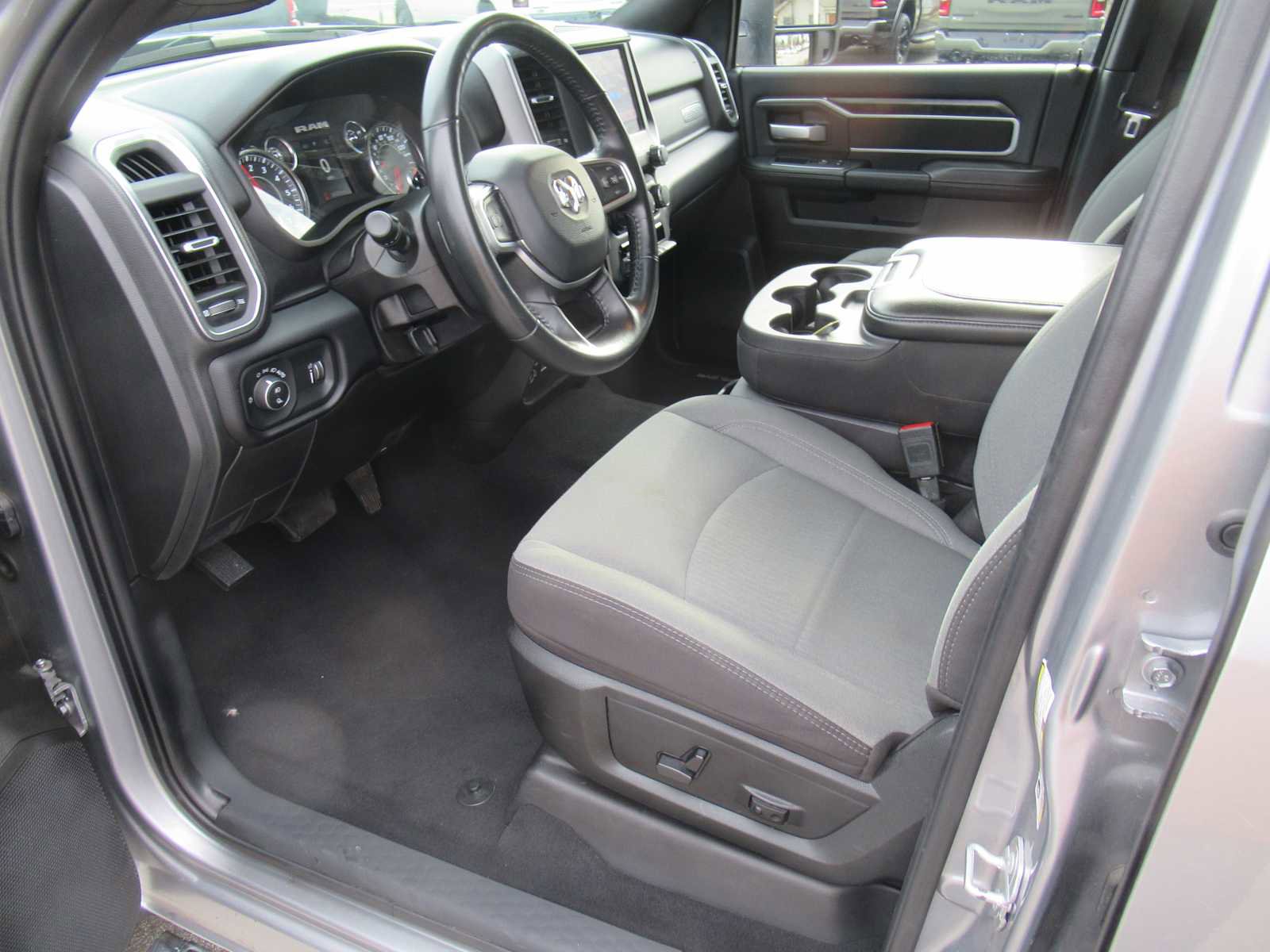 Used 2024 RAM 2500 Big Horn image 23