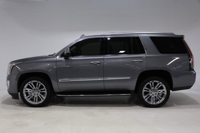 Used 2020 Cadillac Escalade Luxury w/ LPO, Radiant Package AWD/4WD image 4