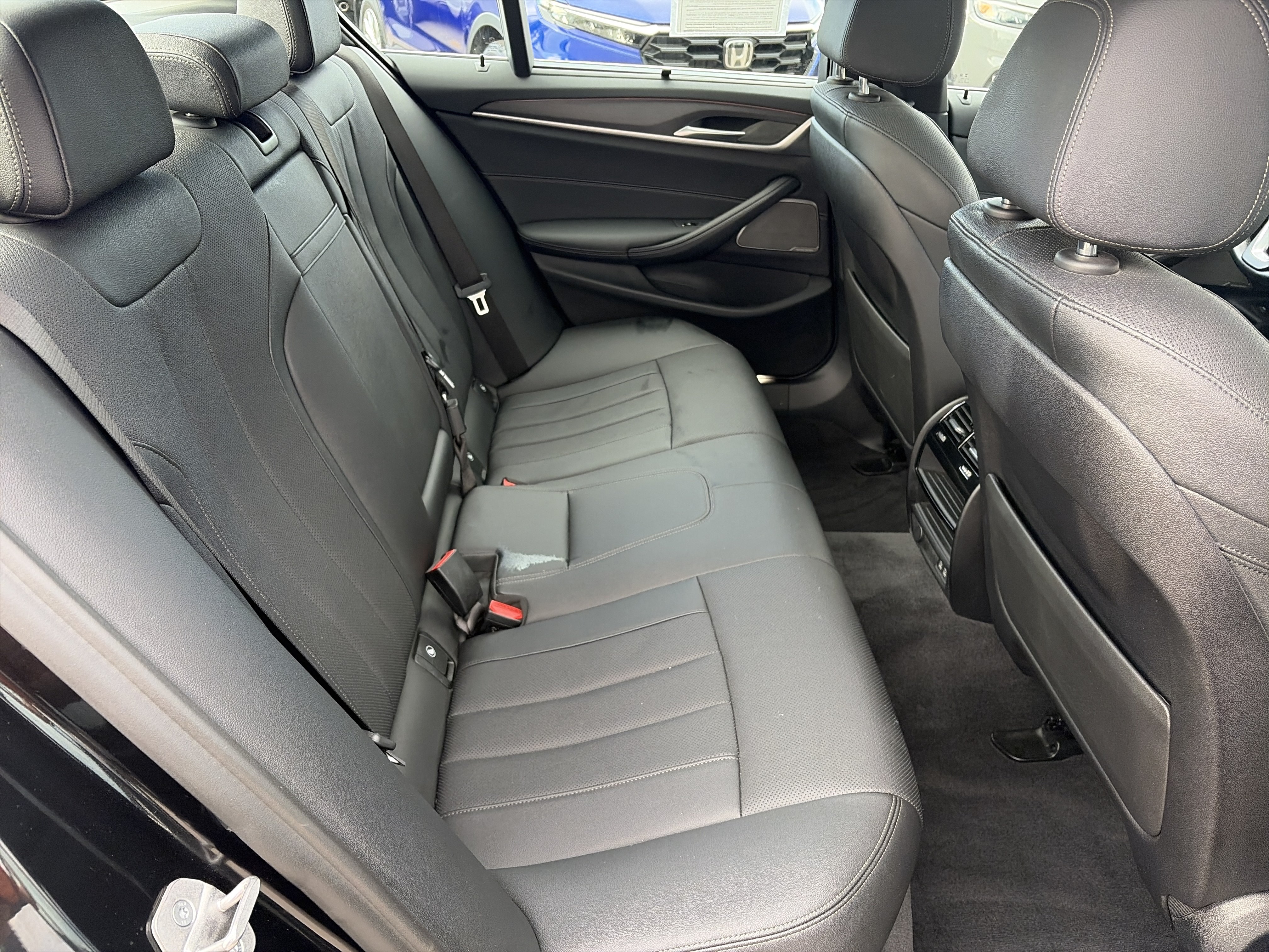 Used 2022 BMW 530i xDrive w/ Premium Package AWD/4WD image 17
