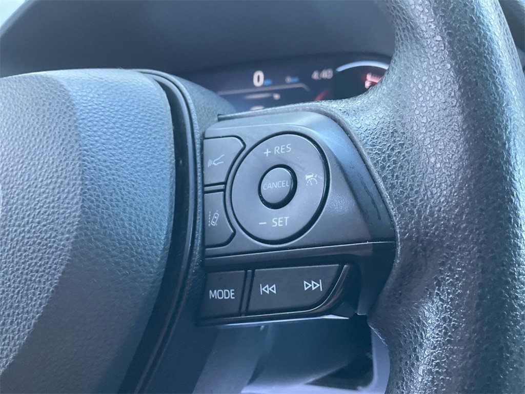 Used 2023 Toyota RAV4 XLE image 37