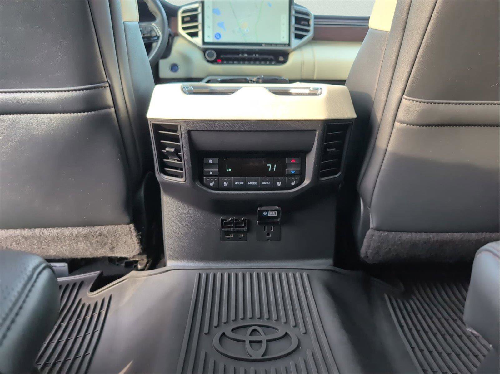 Used 2023 Toyota Sequoia Capstone image 32
