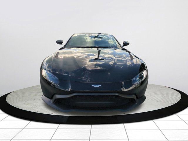 Used 2021 Aston Martin V8 Vantage Coupe image 8