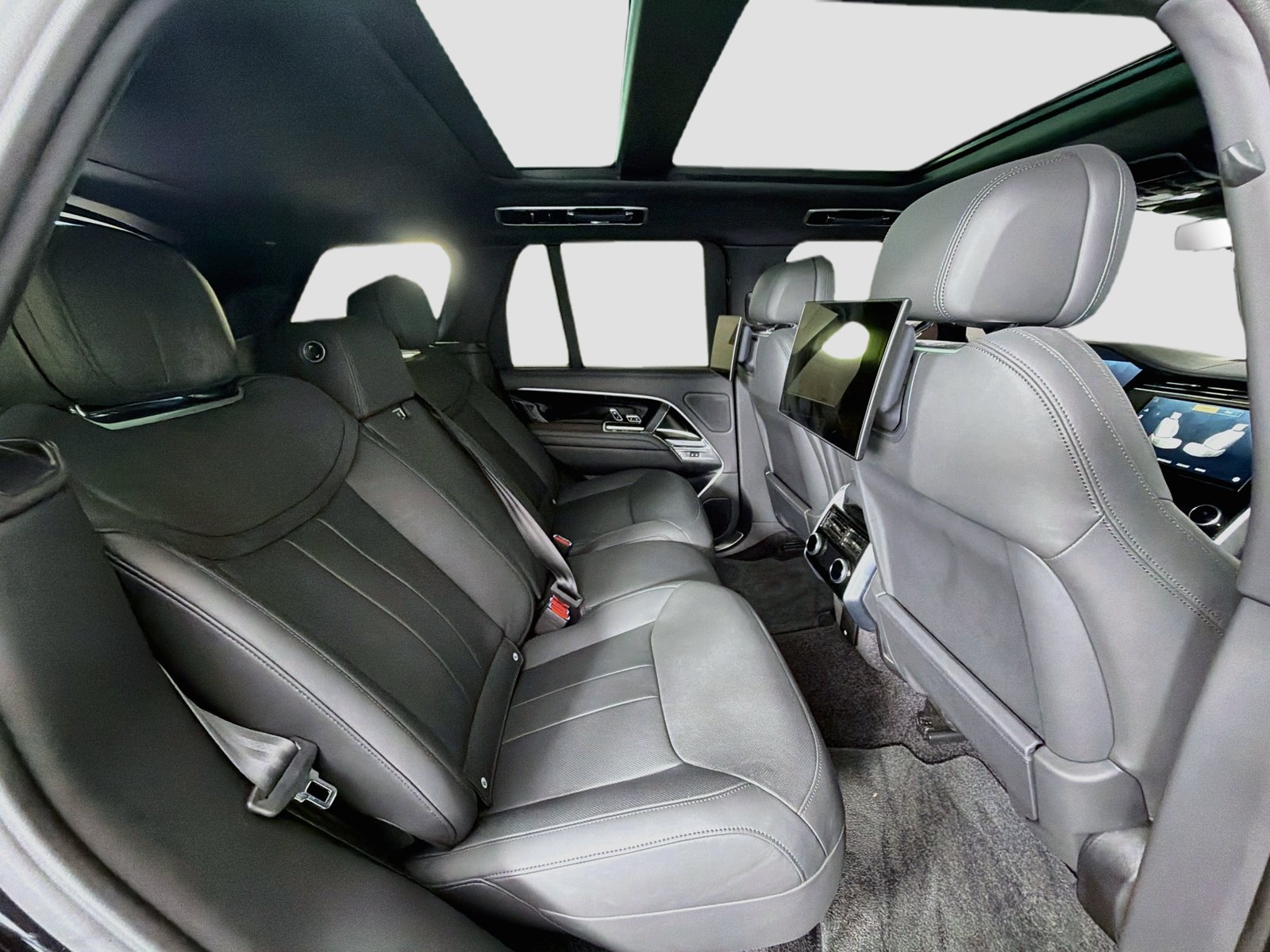 Certified 2023 Land Rover Range Rover Autobiography AWD/4WD image 36