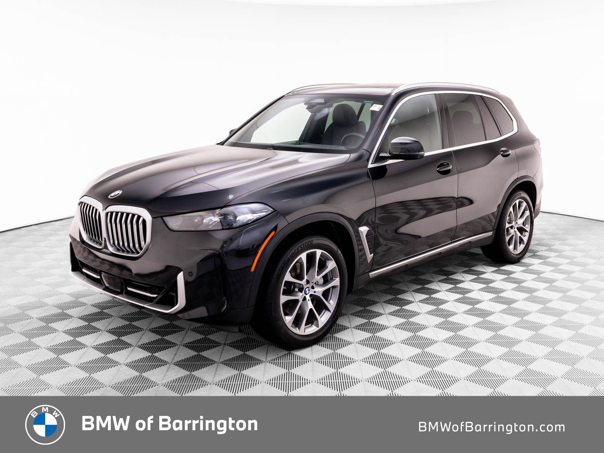 Used 2024 BMW X5 xDrive40i w/ Parking Assistance Package AWD/4WD image 1