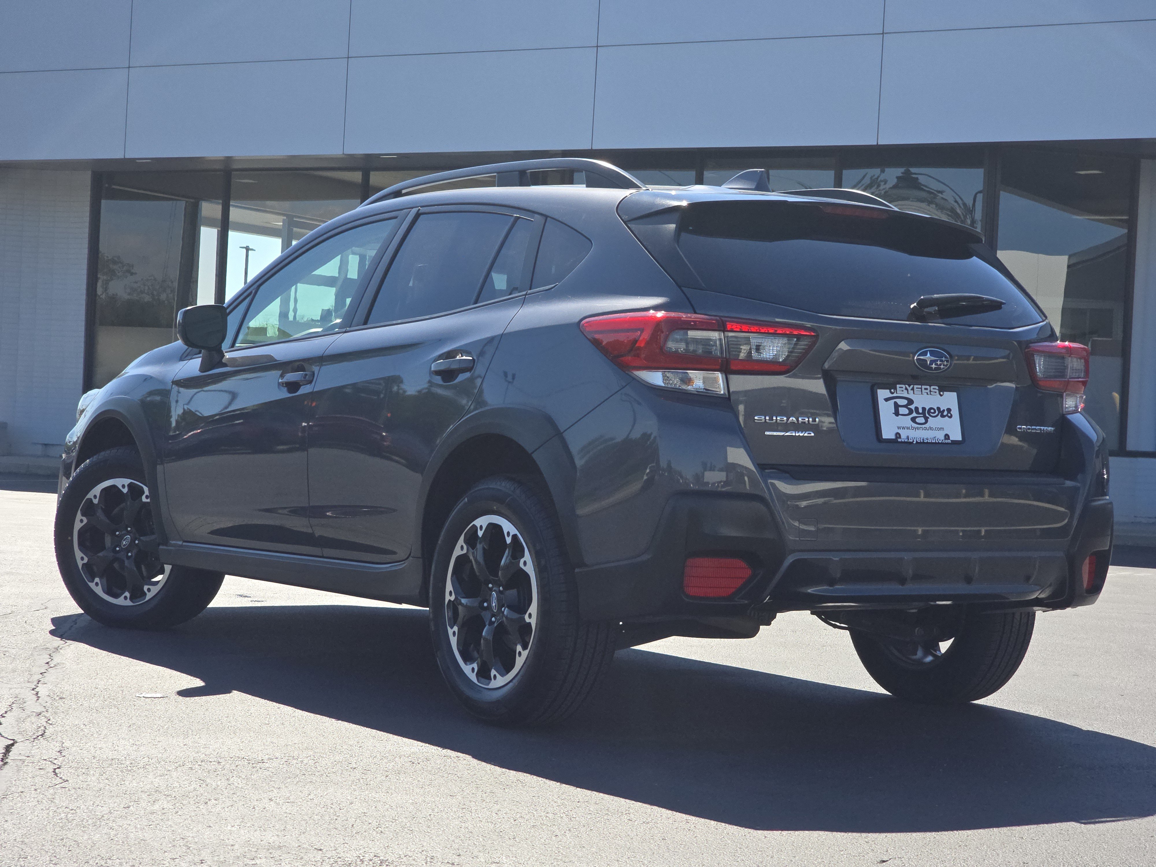 Used 2021 Subaru Crosstrek 2.0i Premium w/ Moonroof Package AWD/4WD image 5